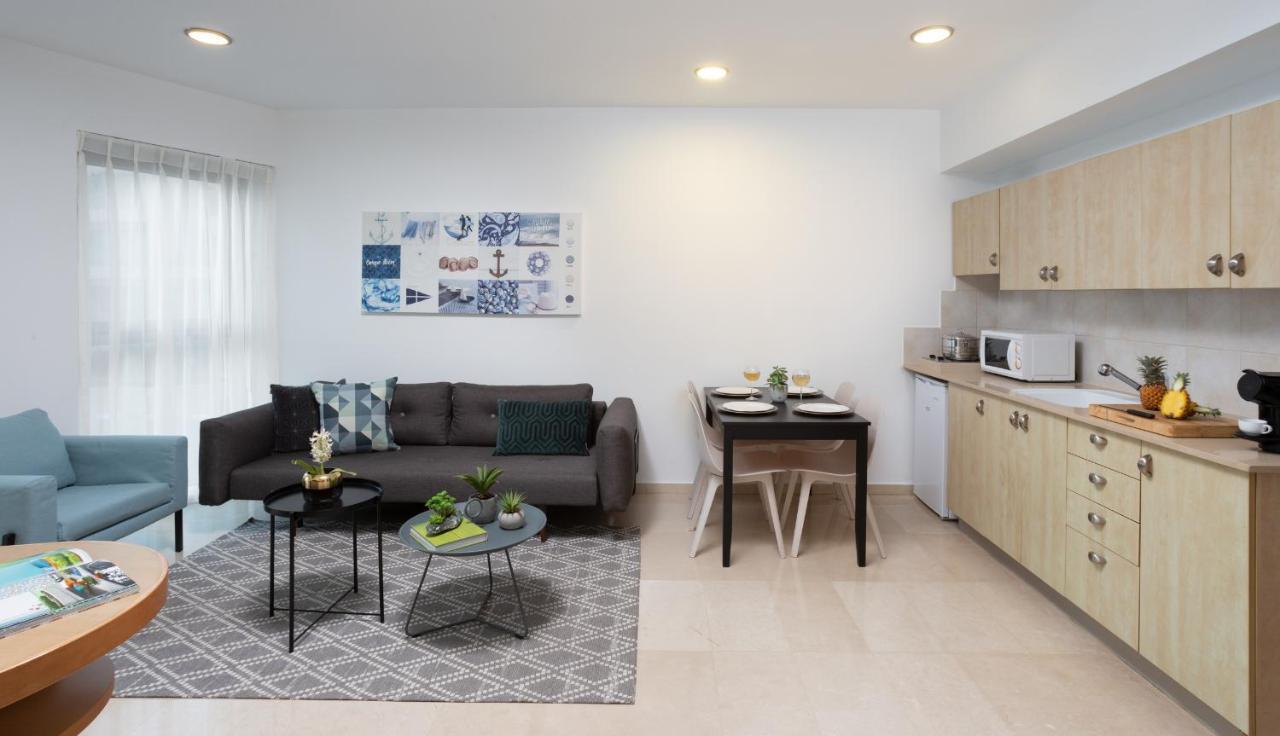 อพาร์ตโฮเทล โอเคียนอส บามารีนา Aparthotel Herzliya ภายนอก รูปภาพ