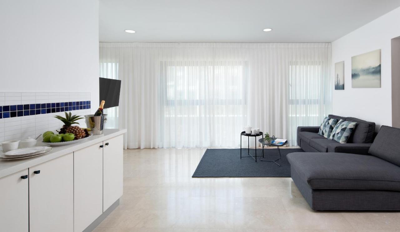 อพาร์ตโฮเทล โอเคียนอส บามารีนา Aparthotel Herzliya ภายนอก รูปภาพ