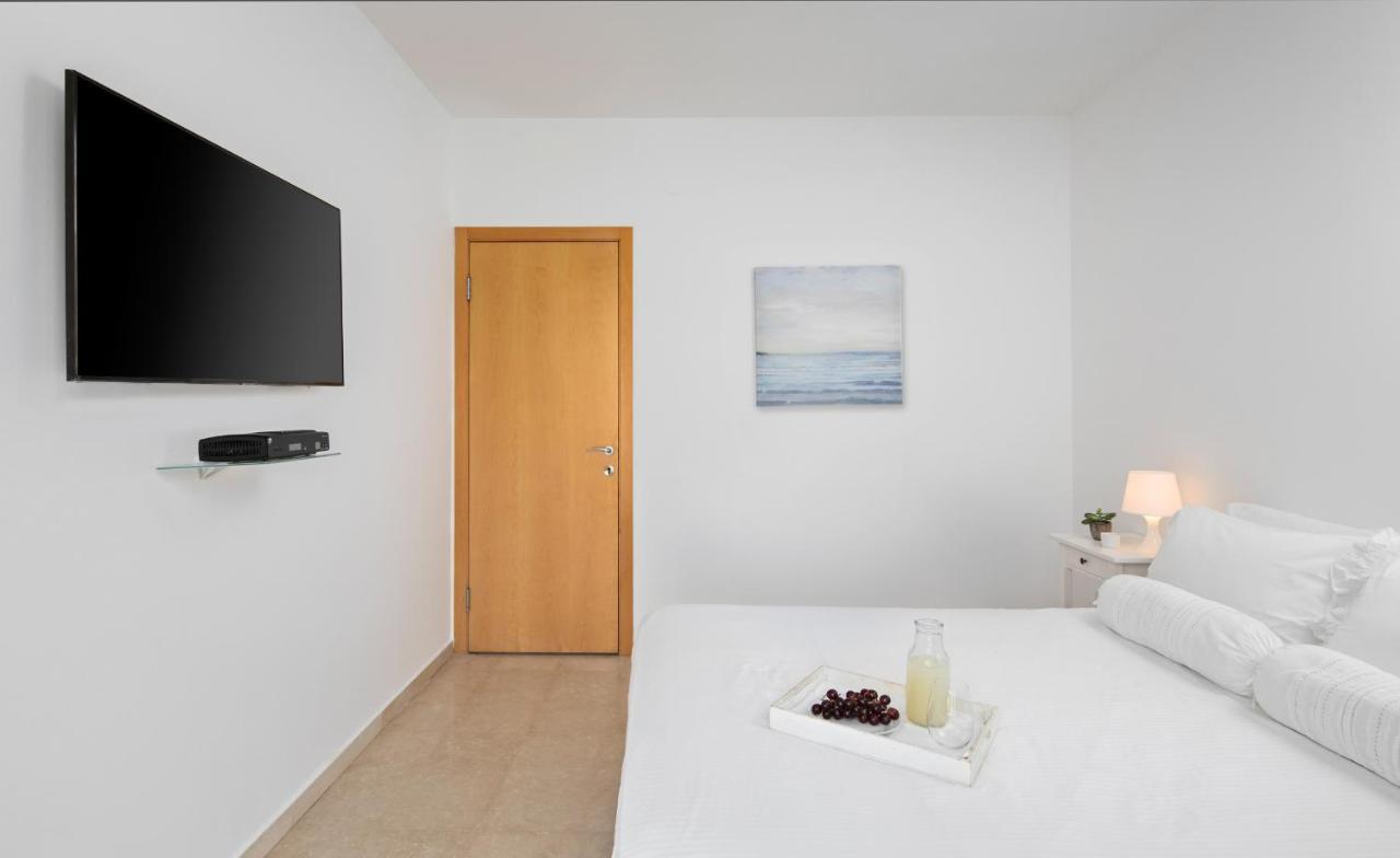 อพาร์ตโฮเทล โอเคียนอส บามารีนา Aparthotel Herzliya ภายนอก รูปภาพ
