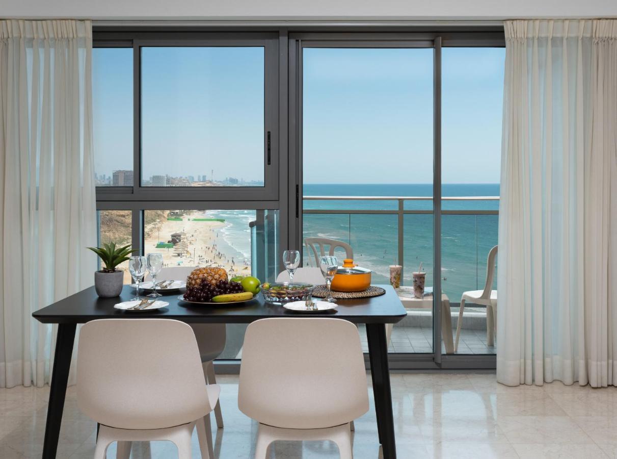 อพาร์ตโฮเทล โอเคียนอส บามารีนา Aparthotel Herzliya ภายนอก รูปภาพ