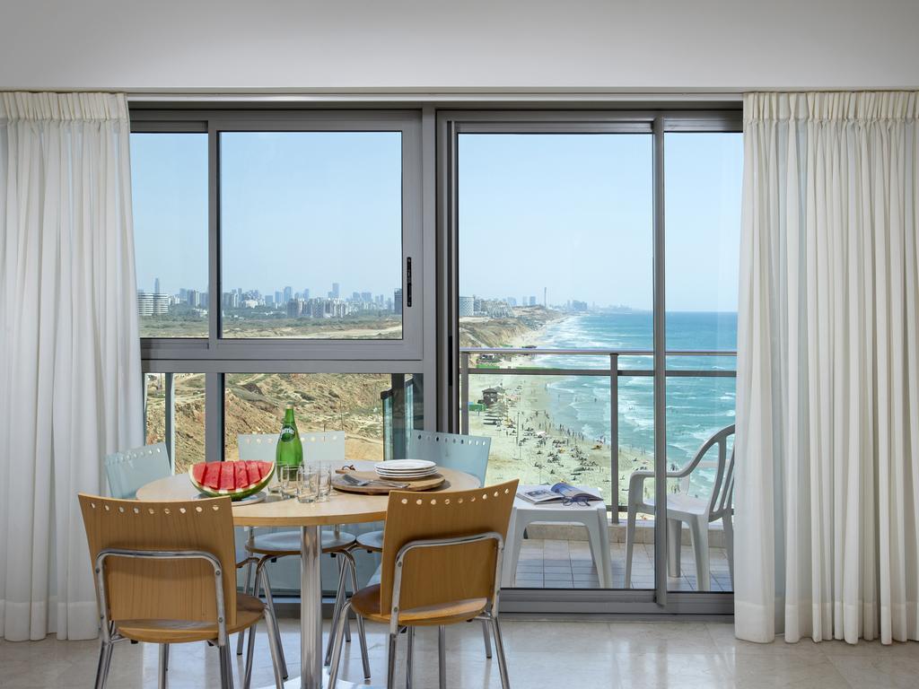 อพาร์ตโฮเทล โอเคียนอส บามารีนา Aparthotel Herzliya ห้อง รูปภาพ