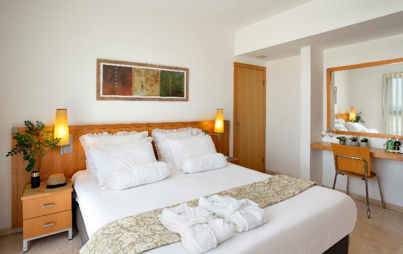 อพาร์ตโฮเทล โอเคียนอส บามารีนา Aparthotel Herzliya ภายนอก รูปภาพ