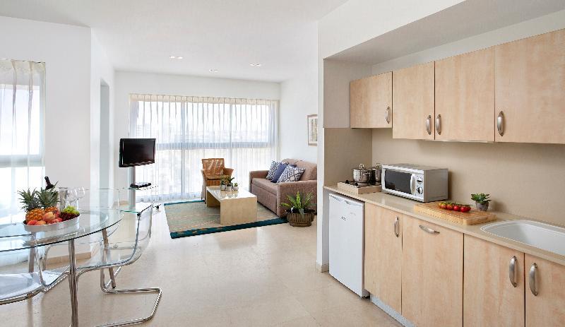 อพาร์ตโฮเทล โอเคียนอส บามารีนา Aparthotel Herzliya ภายนอก รูปภาพ