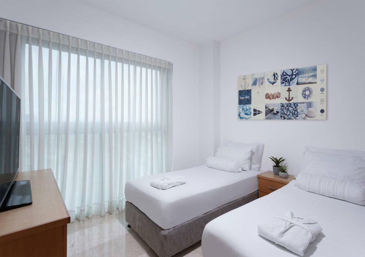 อพาร์ตโฮเทล โอเคียนอส บามารีนา Aparthotel Herzliya ภายนอก รูปภาพ